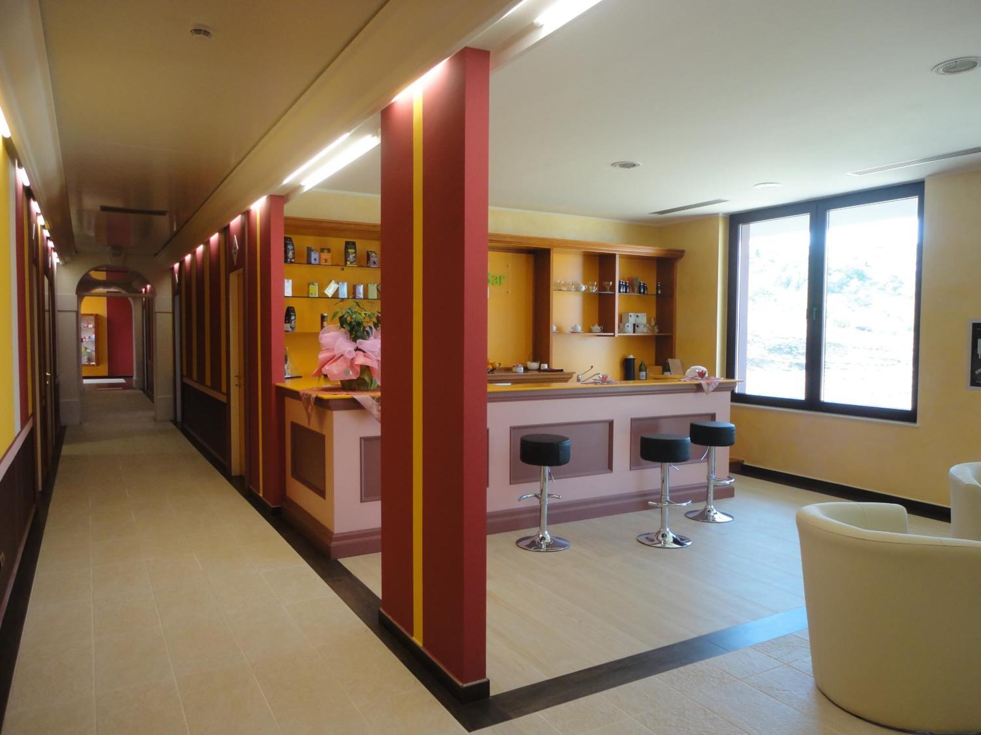 Domus Hotel Bagnoli Del Trigno Ngoại thất bức ảnh