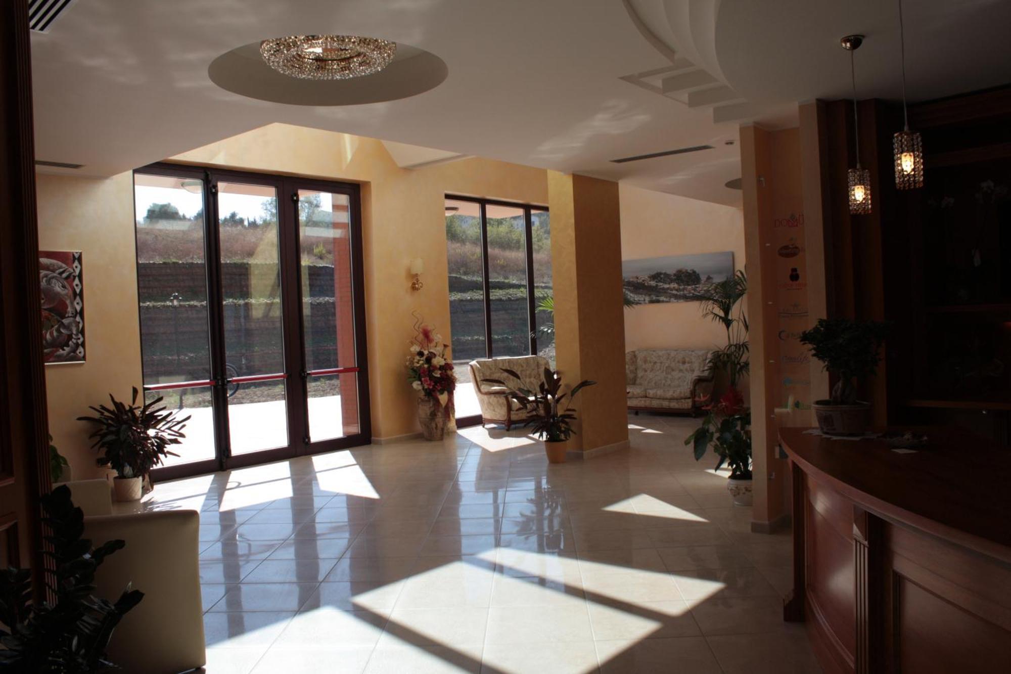 Domus Hotel Bagnoli Del Trigno Ngoại thất bức ảnh