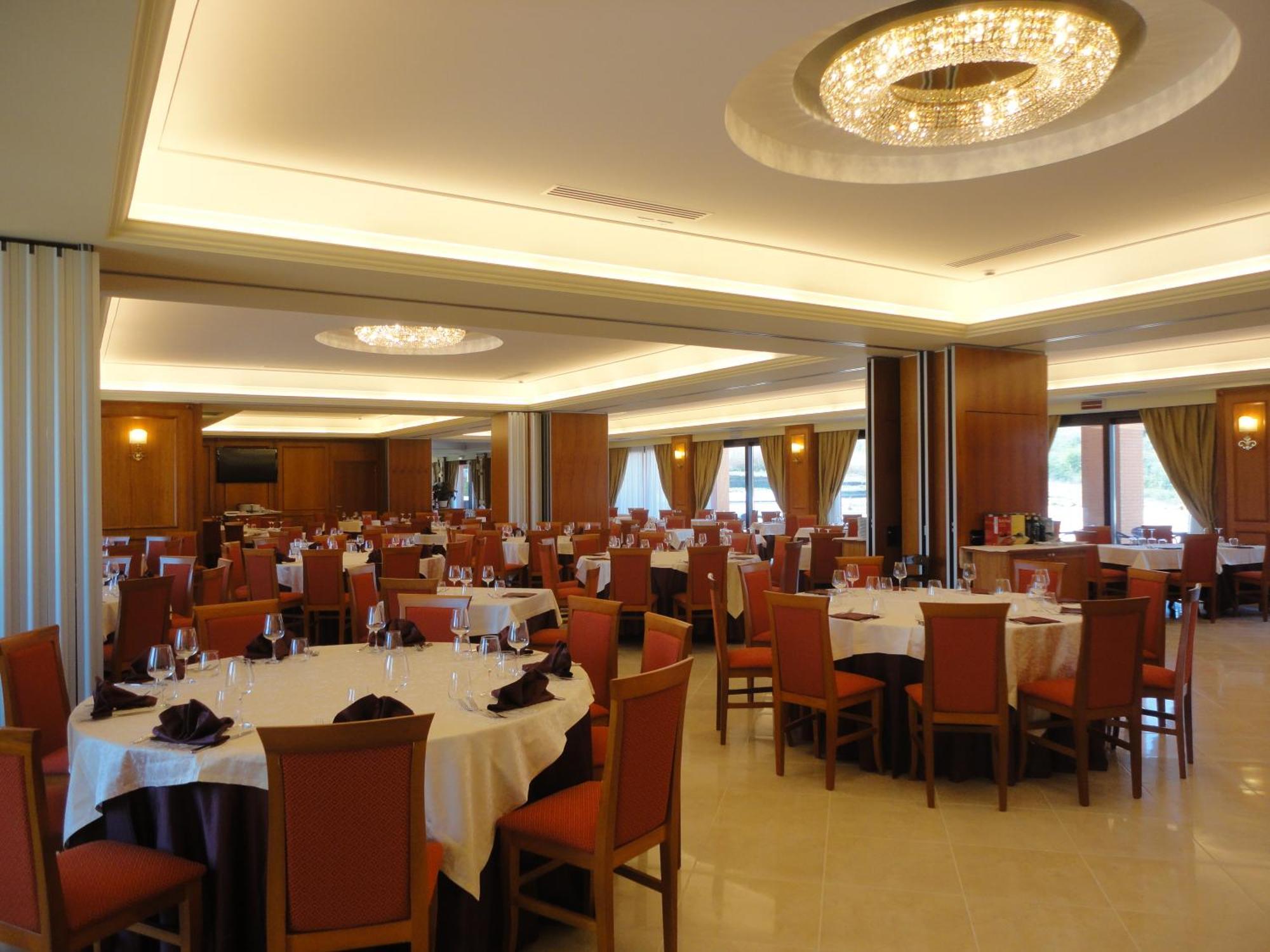 Domus Hotel Bagnoli Del Trigno Ngoại thất bức ảnh