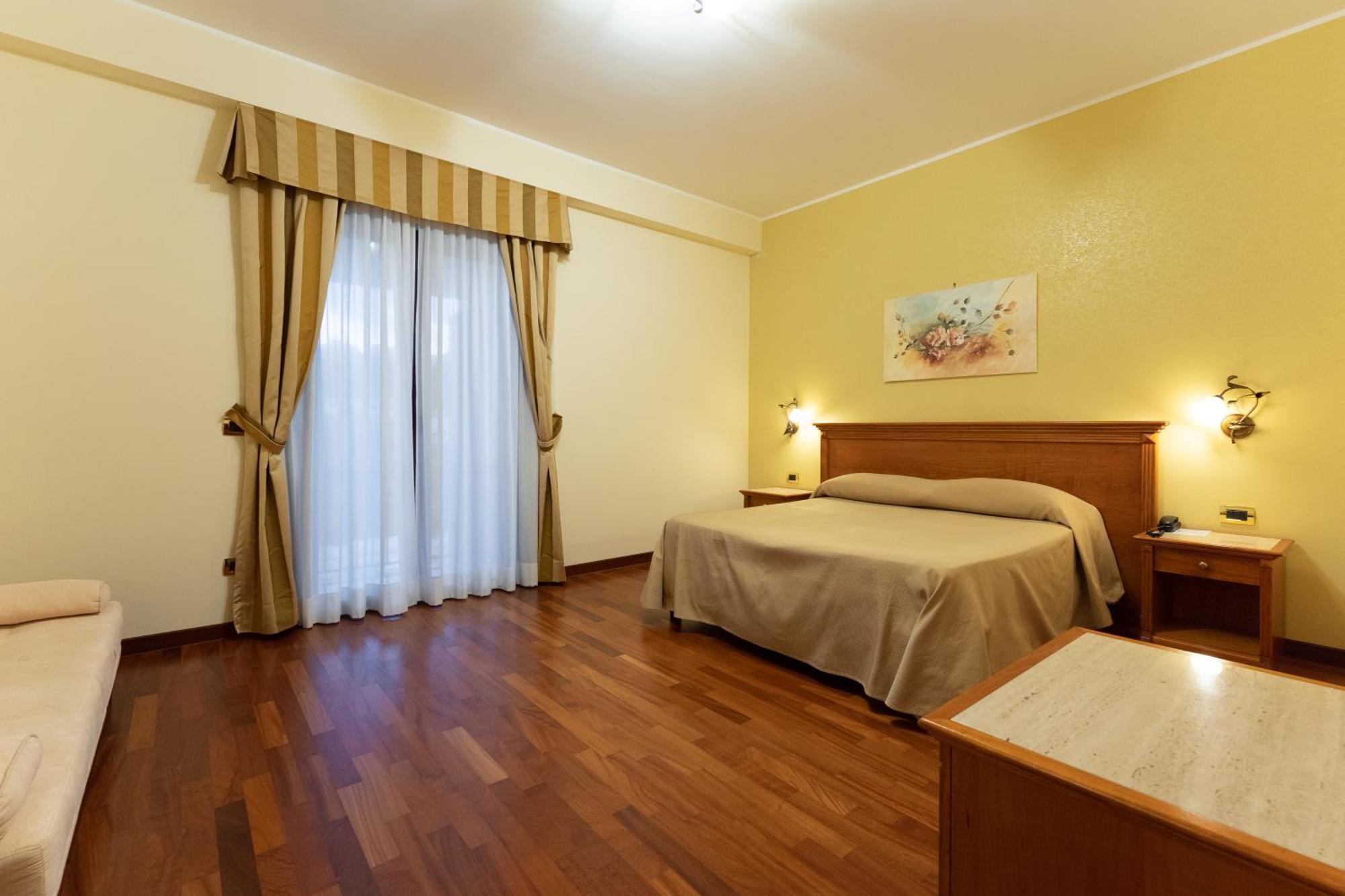 Domus Hotel Bagnoli Del Trigno Ngoại thất bức ảnh