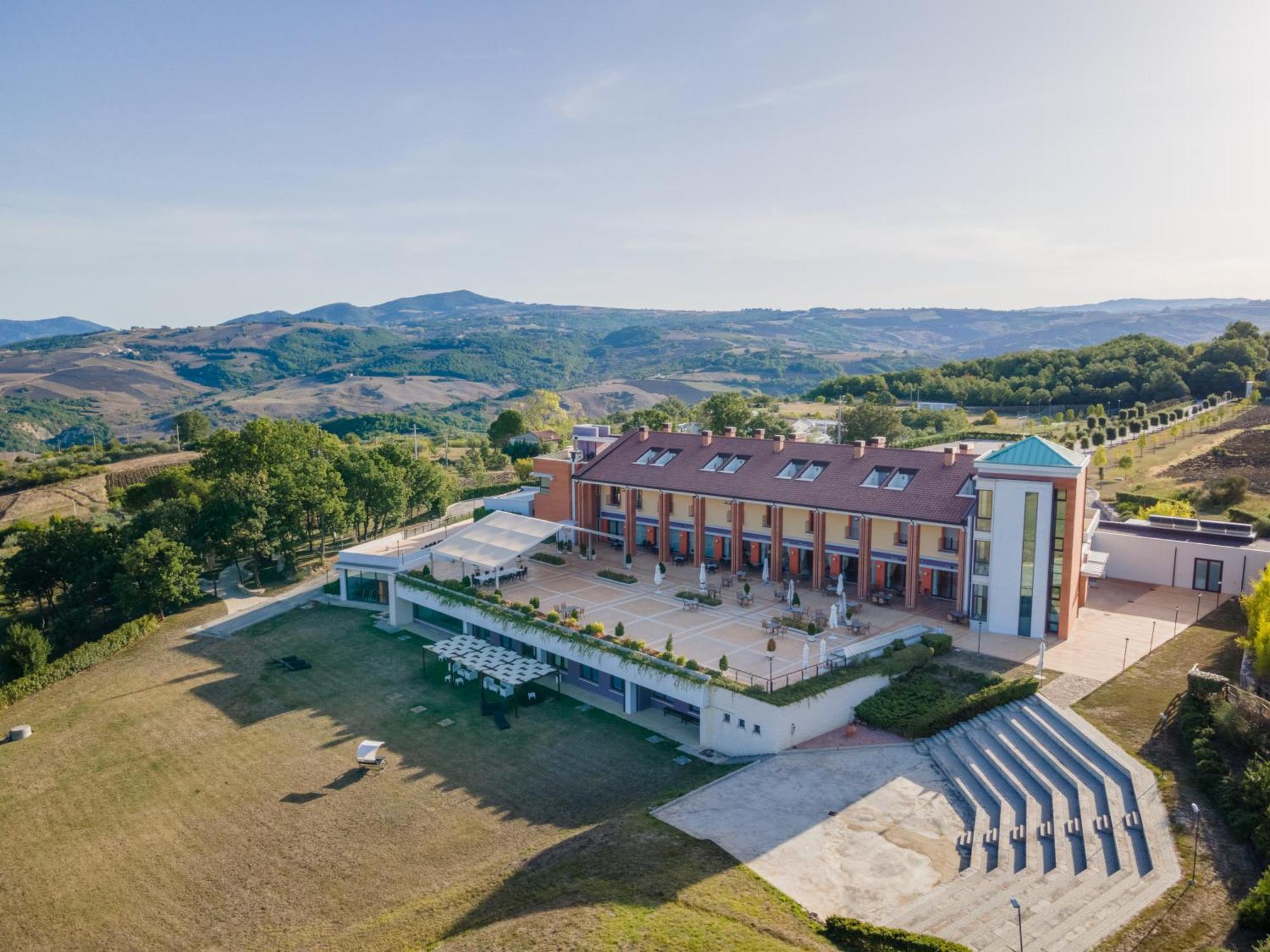 Domus Hotel Bagnoli Del Trigno Ngoại thất bức ảnh